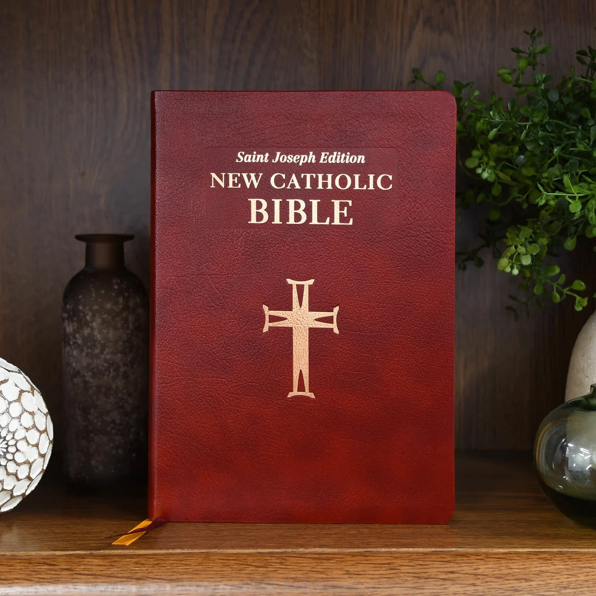 St. Joseph New Catholic Bible Gift Edition - Large Type